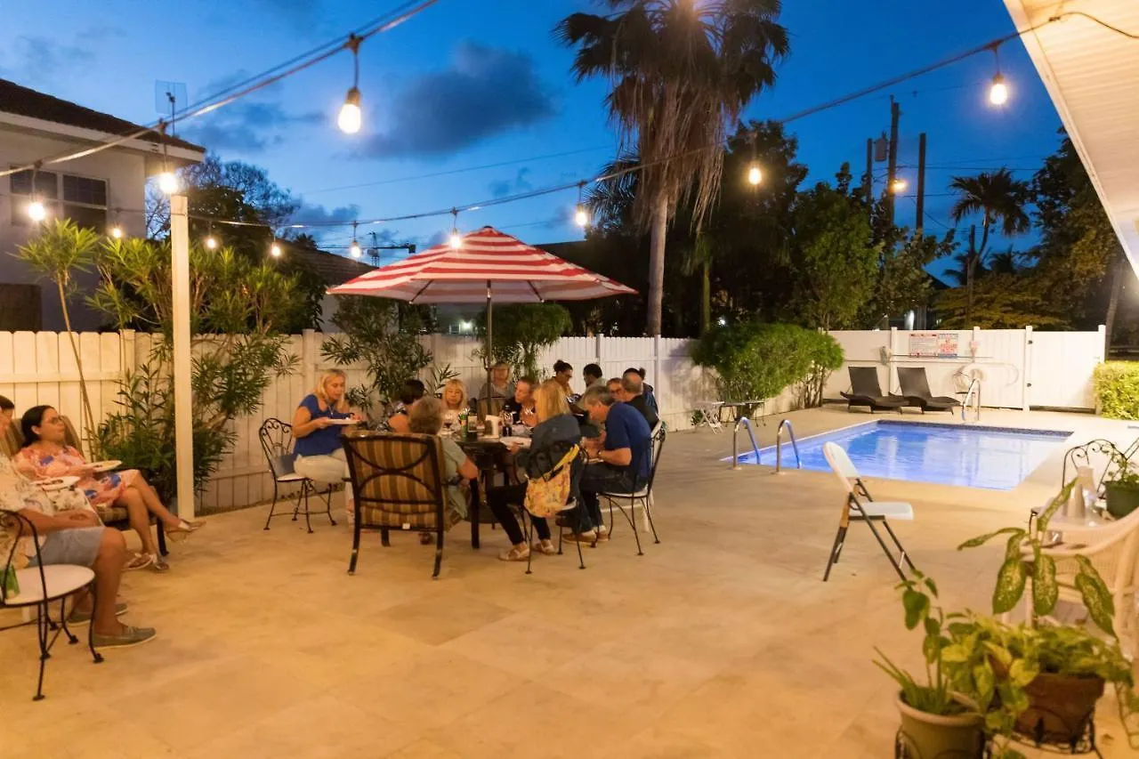 בית הארחה ג'ורג' טאון Addison Lee Cayman Villa