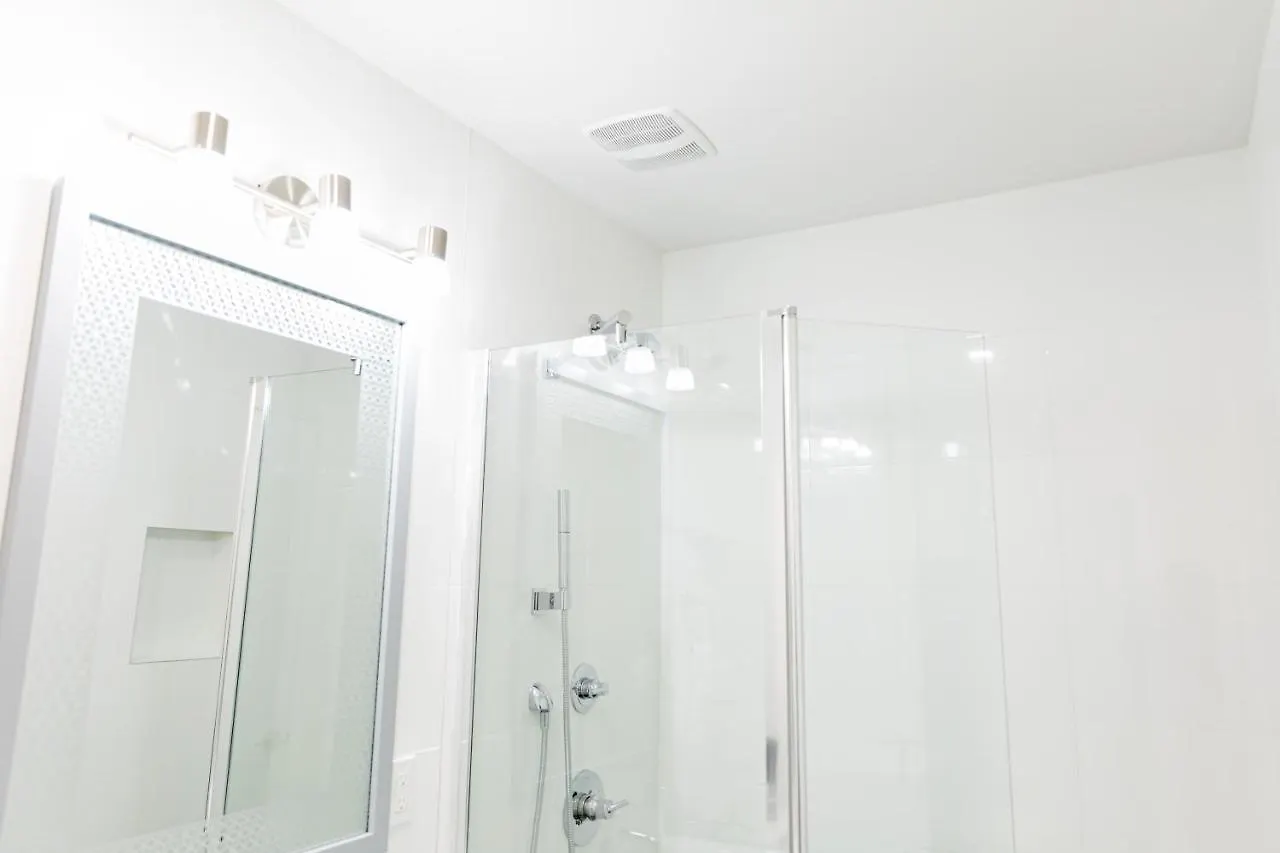 בית הארחה ג'ורג' טאון Addison Lee Cayman Villa